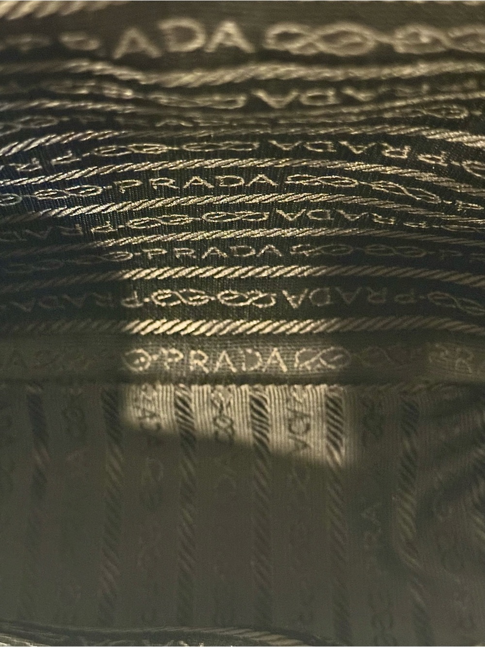 Y2K Prada Brown Leather Tote Or ShyBag with Tortoiseshell Chain Straps - Picture 10 of 11